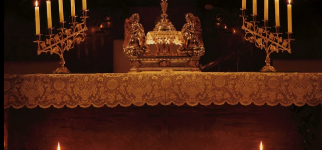 Holy Thursday: Live Feed of Adoration of the Blessed Sacrament from the St. John the Evangelist Chapel Holy Thursday: Live Feed of Adoration of the Blessed Sacrament from the St. John the Evangelist Chapel
